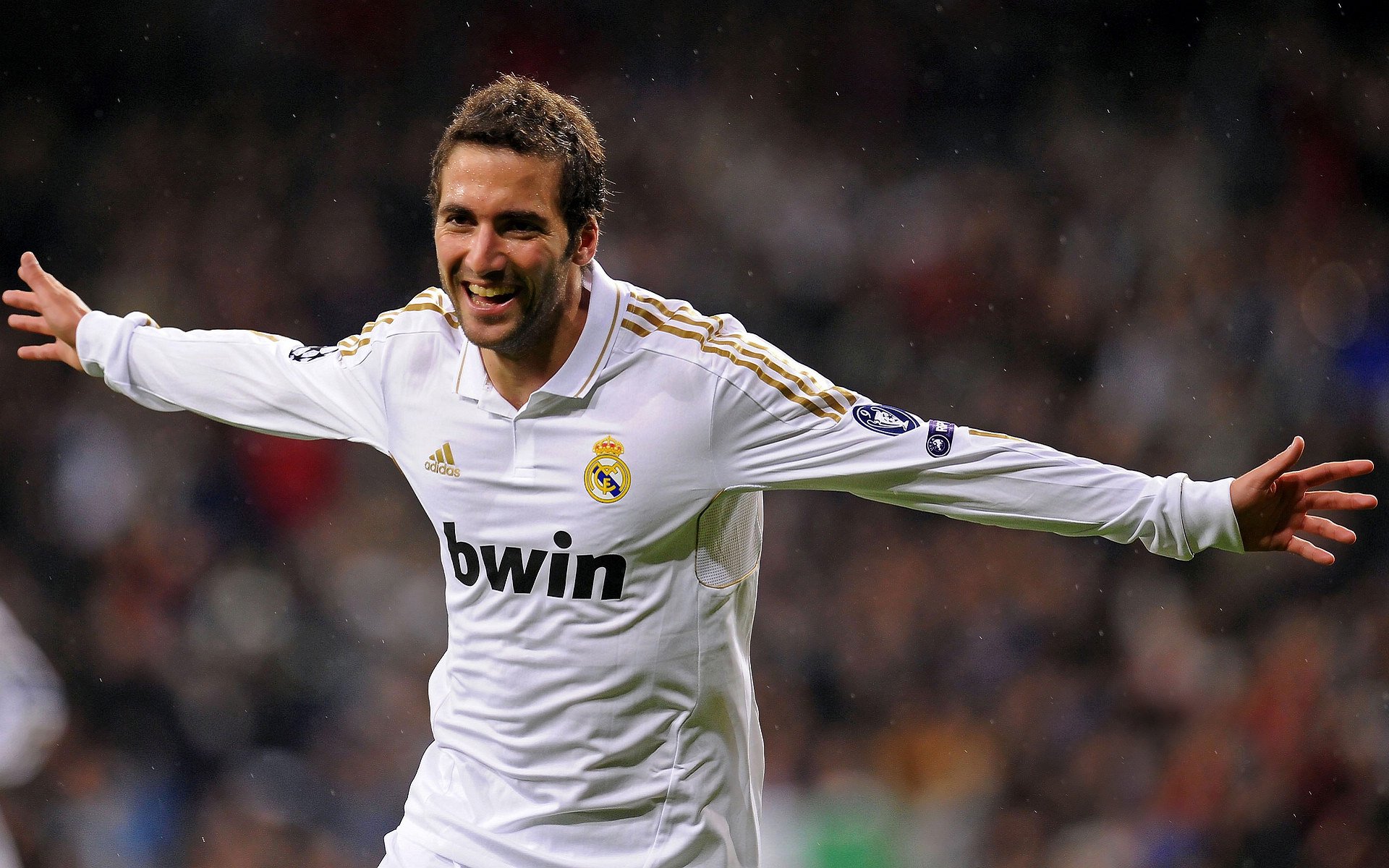 冰岛强行终结奥地利，恩佐成为关键先生