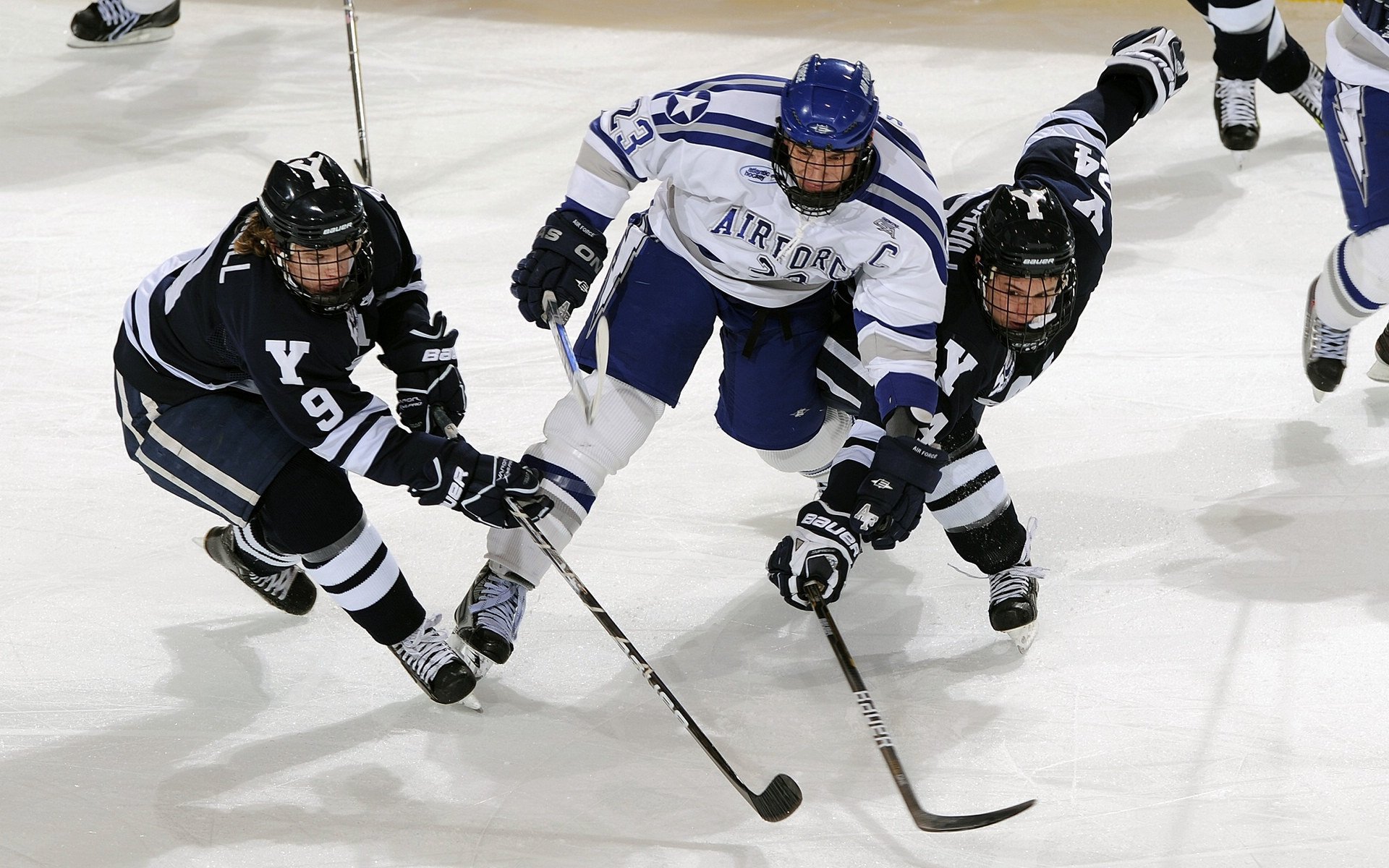 卡拉斯科爆发撕裂防线，巴萨以罗马节奏掌控全局